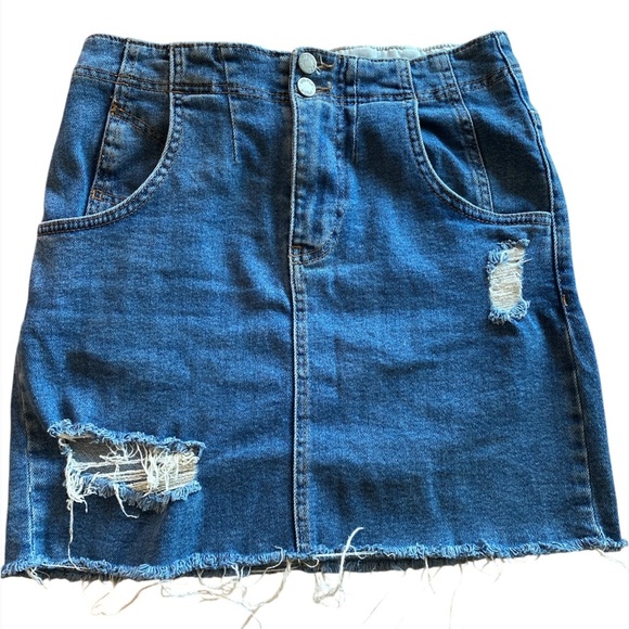 Free People Distressed Blue Mini Skirt Brack ajustable . Medidas en las fotos . - Picture 2 of 9